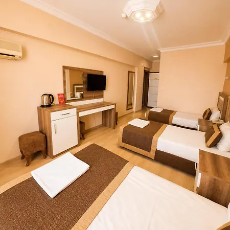 Hotel Dempa 3*